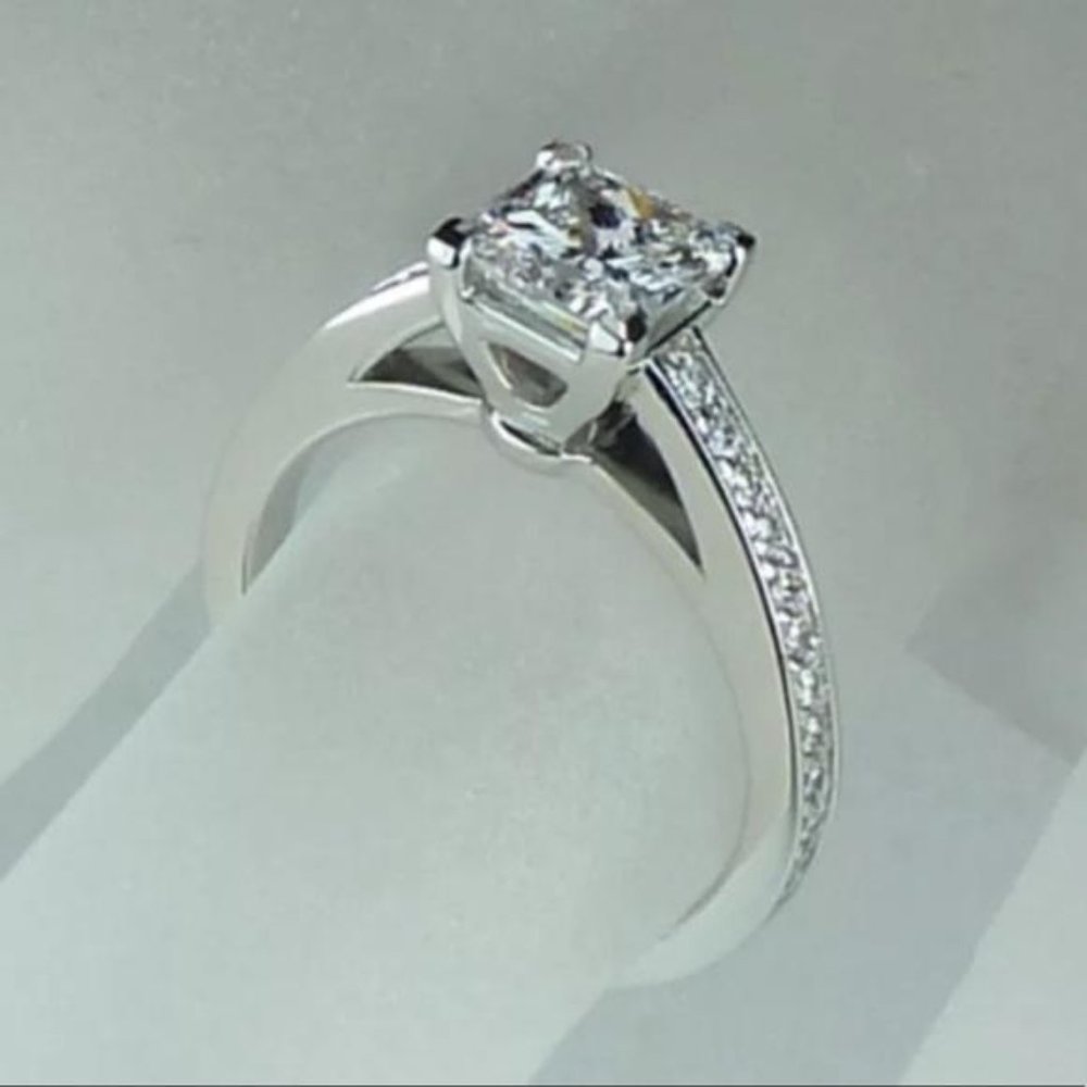 925 SILVER SQUARE DIAMOND ENGAGEMENT RING, CUTE RING, SHINY RING. - Picture 5 of 5